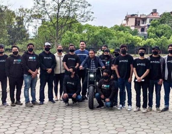 कुलमान घिसिङको इलेक्ट्रिक मोह