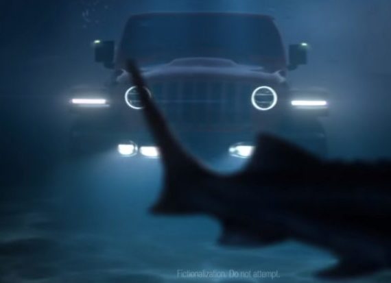 जिपको ५०औं वार्षिकोत्सवमा सार्वजनिक भिडियोमा देखियो अन्डरवाटर कार (भिडियो सहित)