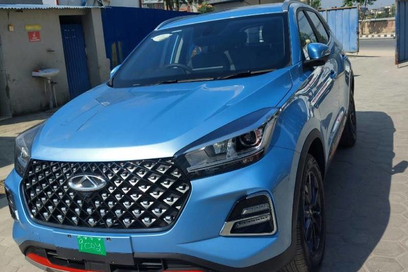 चेरी गाडी देखियो नेपाली सडकमा