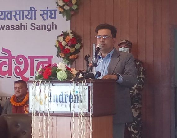 नामसारी गर्नेले फागुन देखि र नवीकरण गर्नेले जेठ देखि अनिवार्य इम्बोस्ड नम्बर प्लेट लिनु पर्ने