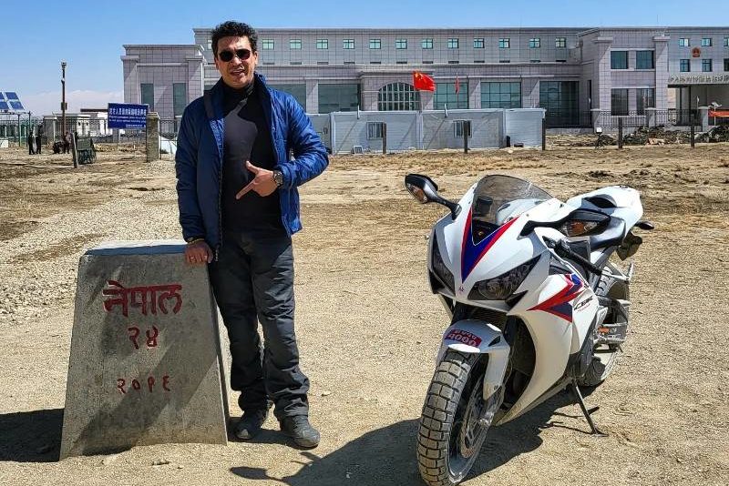 १००० सीसी सुपर स्पोर्ट्स मोटरसाइकलमा कोरला नाका पुगे सौरभ ज्योति, बन्यो रेकर्ड