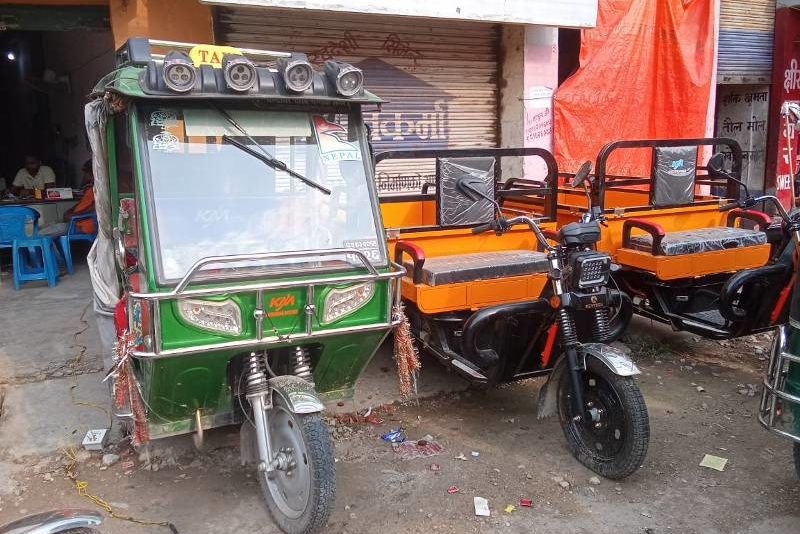 वीरगन्जमा एसेम्बलिङ हुँदै इलेक्ट्रिक लोडर : तराई क्षेत्रमा प्रचलित