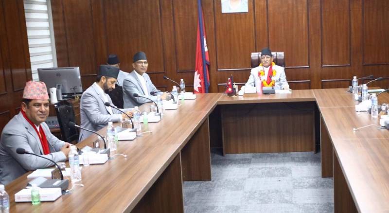 लाइसेन्स लिदा देखिएका लामा लाइन हटाउने प्रधानमन्त्रीको भनाइ