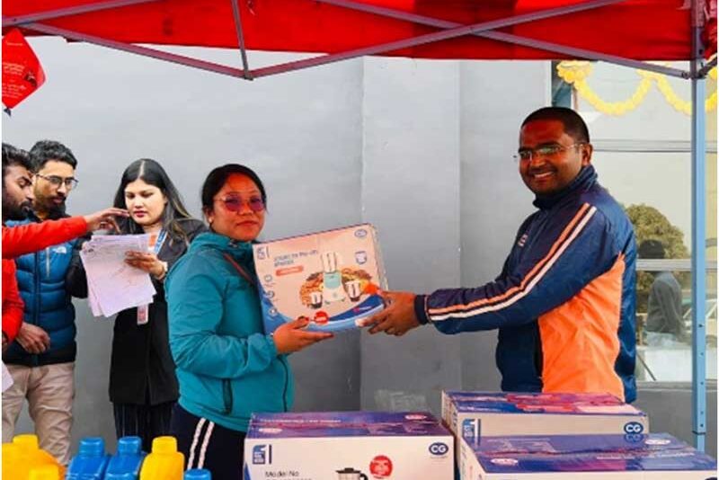 भेस्पा, अप्रिलिया स्कुटरको सर्भिस क्याम्पमा गल्फको सहभागिता, भाग्यशालीले पाए उपहार