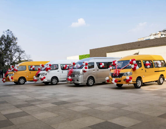 आरजेडएम ब्रान्डका १५ र १६ सिटर ईभी भ्यान अब नेपालमा, सम्झौताका साथ डेलिभरीको सुरुवात