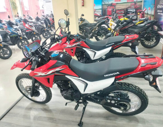 थप फिचर र नयाँ ग्राफिक्सका साथ नेपालमा होन्डा एक्सआर १९०एल, मूल्य पनि बढ्यो