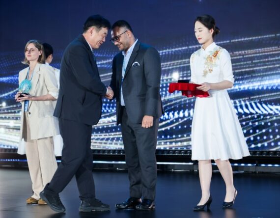 ईभी पायोनियर अवार्डद्वारा चीनमा सम्मानित भयाे नेपालकाे एसपीजी अटाेमाेबाइल्स