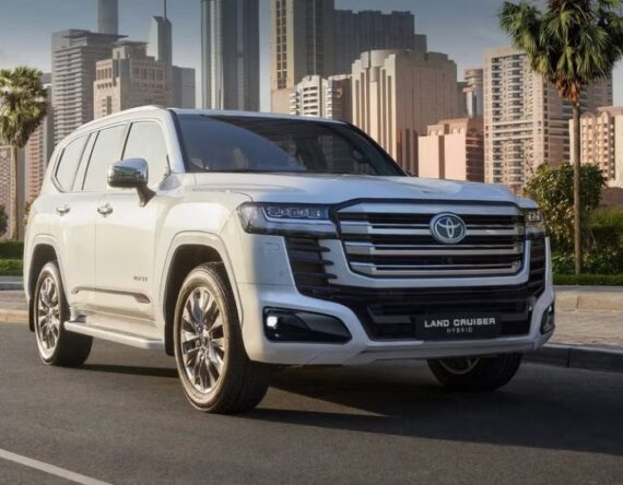 हाइब्रिड पावरट्रेनमा आयो टोयोटा ल्यान्डक्रुजर ३००, मूल्य कति ?