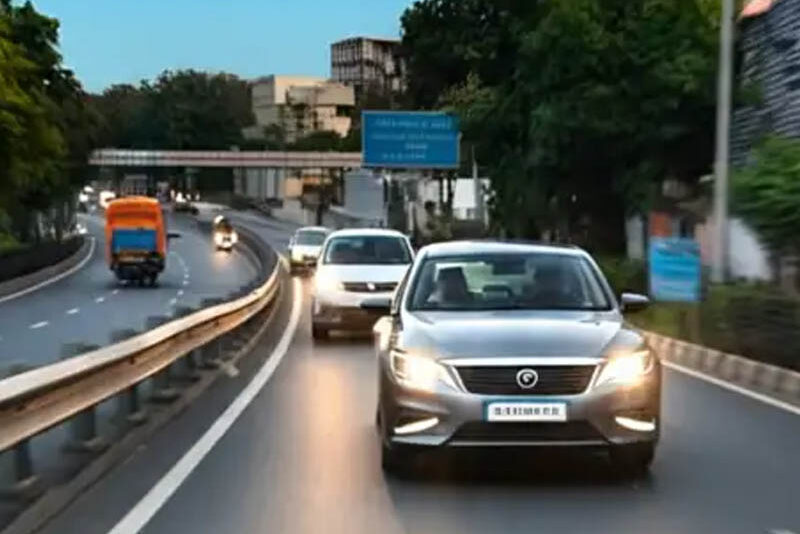 लेन किप असिस्ट सिस्टमले कसरी घटाउँछ दुर्घटनाको जोखिम ?