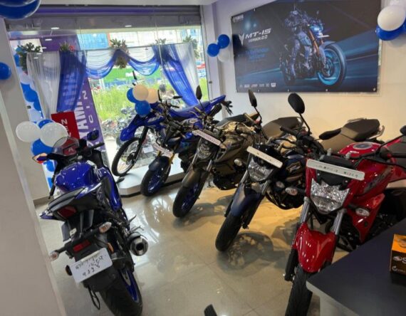 गोङ्गबुमा यामाहाको नयाँ थ्री एस शोरुम, एउटै छाना मुनी सबै सेवा उपलब्ध हुने