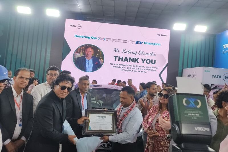 नाडा अटो शोमा एक्सप्रेस–टी ईभी फ्लिट पार्टनरलाई सिप्रदी ट्रेडिङको सम्मान
