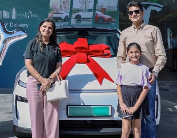 शोरुम खोलेको दुई महिनापछि भारतमा टेस्लाको औपचारिक डेलिभरी सुरु