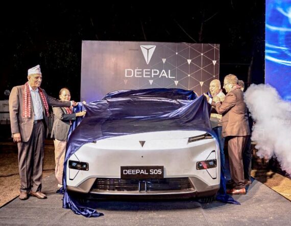 विर्तामोडमा सार्वजनिक भयो दिपल एस०५, सुरु भयो विशेष टेस्ट ड्राइभ र एक्सचेन्ज