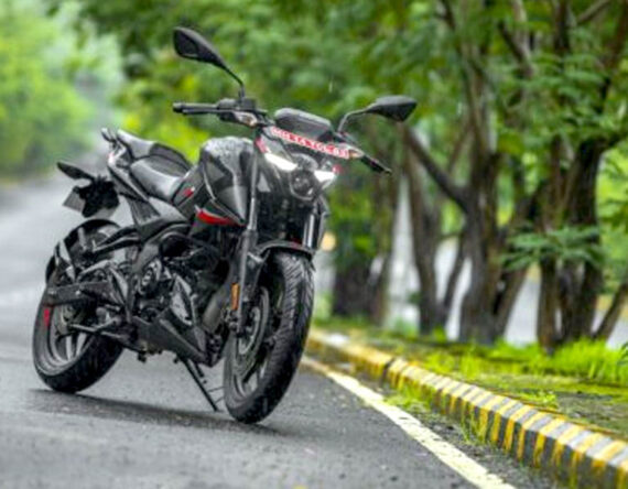 बजाजको नयाँ पल्सर एन१६० सिंगल सिट भेरिएन्ट लन्च