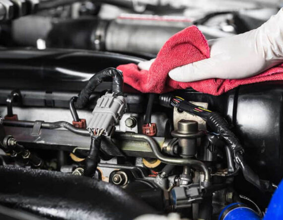 पेट्रोलले कारका पार्टपुर्जा सफा गर्ने बानी कत्तिको सुरक्षित ? जान्नुहोस्