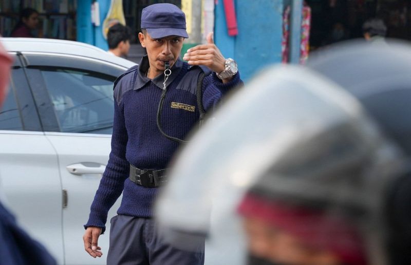 ट्राफिक व्यवस्थापनमा खटिए निर्वाचन प्रहरी