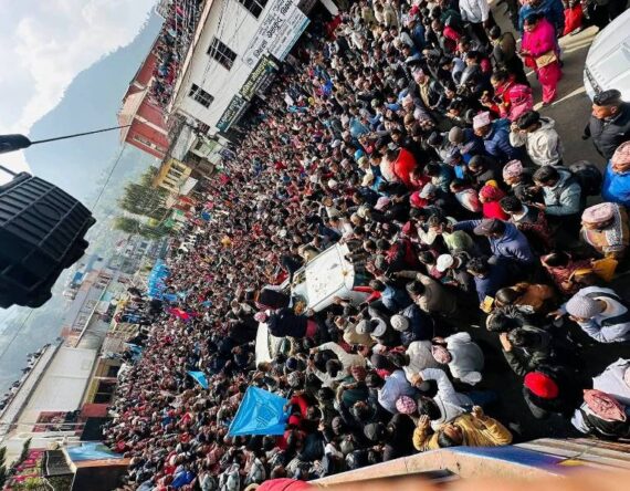 चुनाव प्रचारमा छत खोलेर हिँड्न मिल्ने ‘रुफटप भेइकल’ प्रयोग गर्न नदिने सरकारको निर्णय