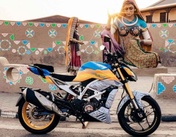 २०२६ को रण उत्सवमा टीभीएसको कस्टम बाइकले खिच्यो दर्शकको ध्यान