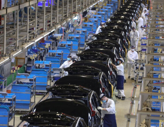 नयाँ भेन्युले पायो १ लाख बुकिङ, नयाँ भेरिएन्ट सार्वजनिक