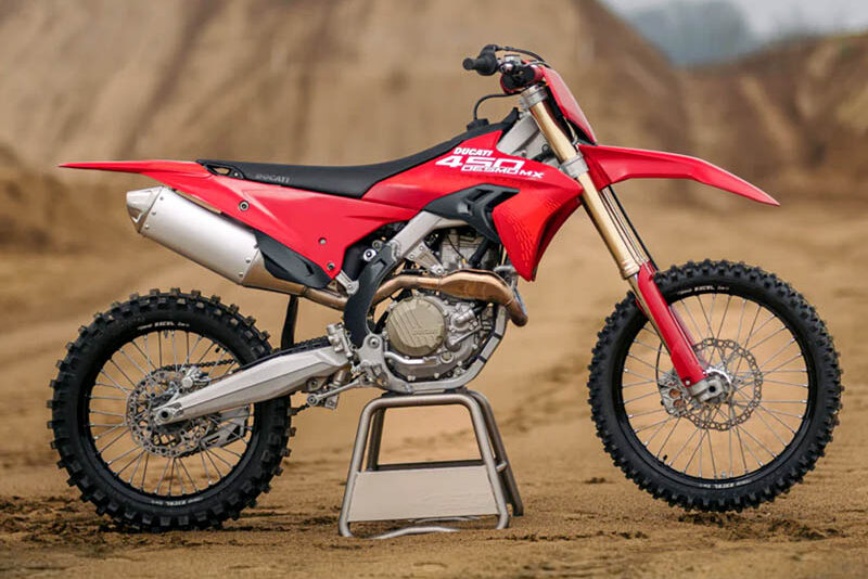 अफरोड प्रेमीका लागि शक्तिशाली मोटोक्रस बाइक डुकाटी डेस्मो४५० एमएक्स लन्च
