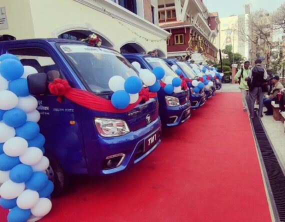 फोहोर संकलनमा फोटोनका विद्युतीय लाइट ड्युटी ट्रक प्रयोग गरिने