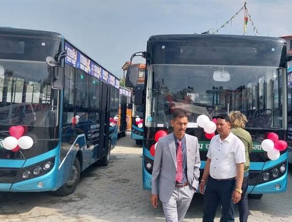 महानगर यातायातको सेवा विस्तार, काठमाडौंमा अब थप १६ नयाँ विद्युतीय बस सञ्चालनमा
