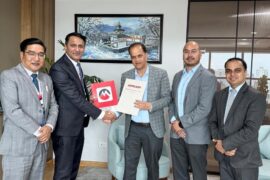 टाटाका पिकअप तथा साना व्यावसायिक सवारी साधन खरिद गर्न मुक्तिनाथ विकास बैंकले ऋण दिने