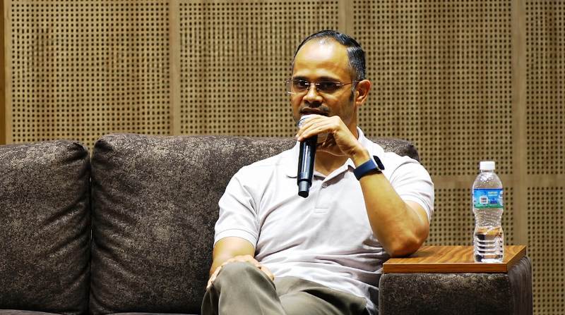 प्रविधिले भरिएका सवारी भए, त्यसको लागि जनशक्ति उत्पादन भएन: डा.थपलिया 