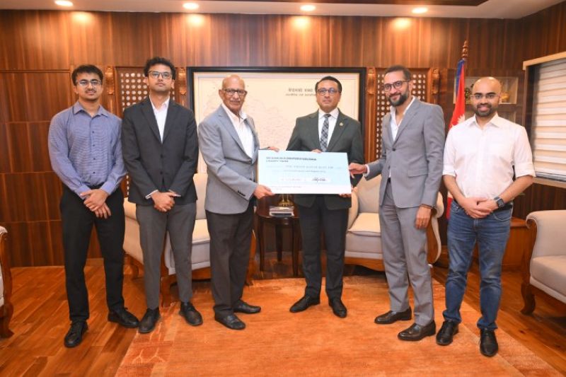 गोल्छा च्यारिटी ट्रष्टद्वारा प्रधानमन्त्री दैवी प्रकोप उद्धार कोषमा १ करोड ११ लाख सहयोग