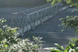 बुढीगण्डकी बाढी : गोरखा र धादिङ जोड्ने आरूघाटको पक्की पुल बगायो